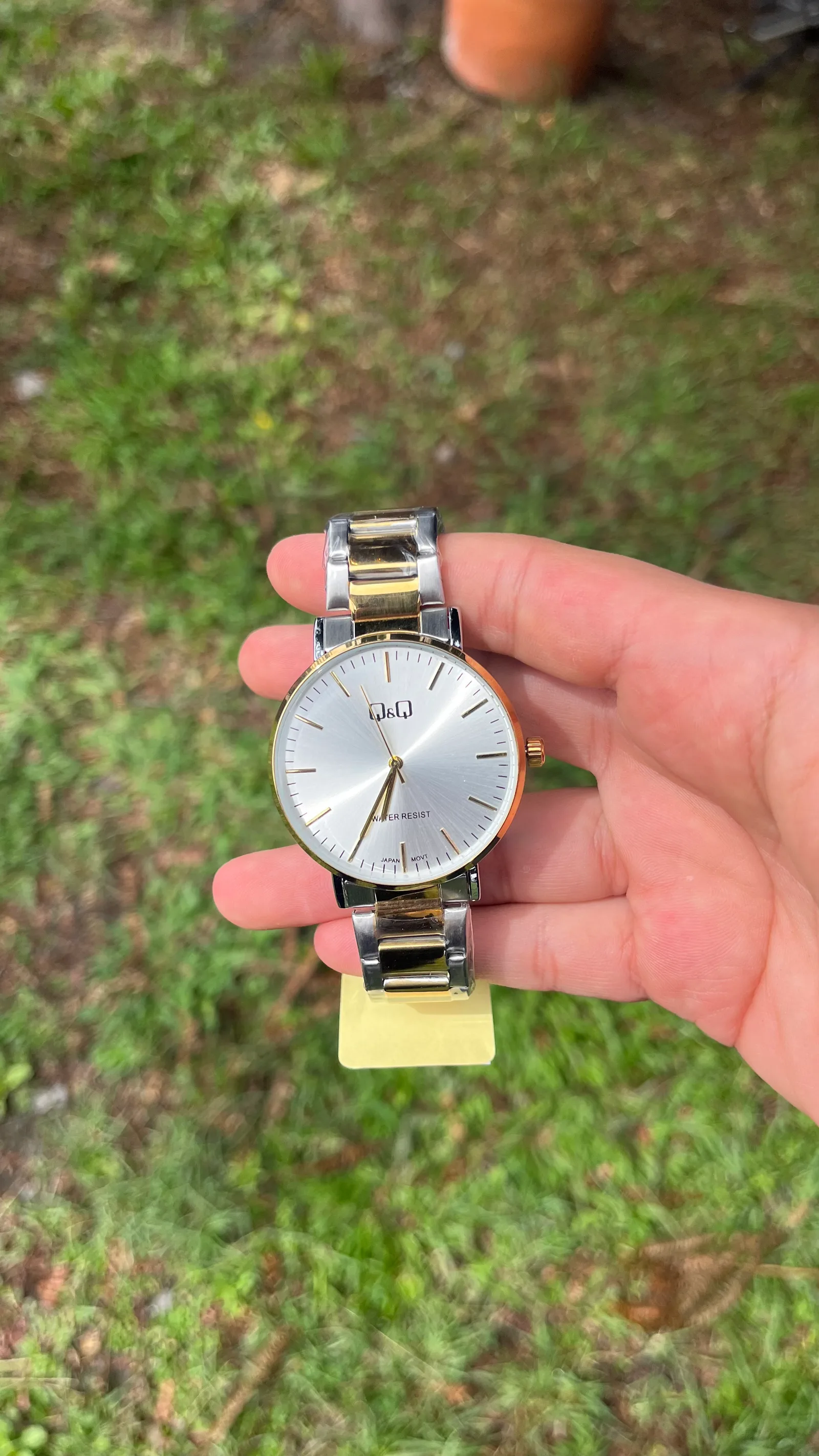 QYQ C34A — Bicolor Plateado con Dorado / Tablero Blanco